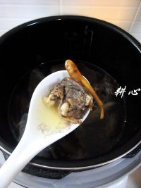 人参炖老鸭汤#新鲜从这里开始#的做法步骤4