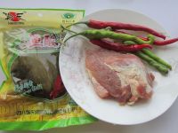 酸菜羊肉末的做法步骤1