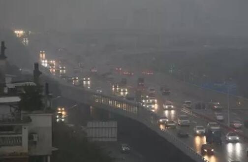 未来三天厦门阴雨天气继续 白天气温会下降到17℃