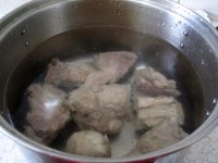 扁豆麦冬煲排骨的做法步骤4