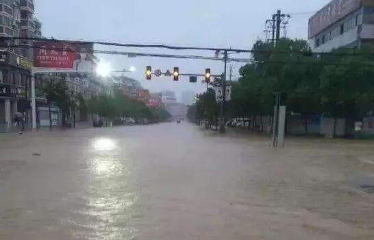 湖北入汛强降雨致全省455万人受灾 直接经济损失达超50亿人民币