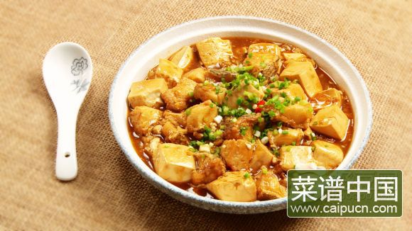 鳕鱼炖豆腐