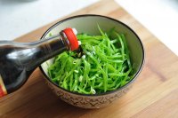 凉拌扁豆丝的做法步骤7