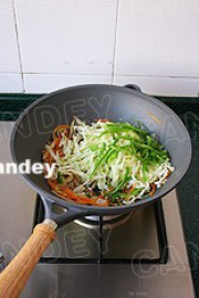 时蔬小炒的做法步骤4