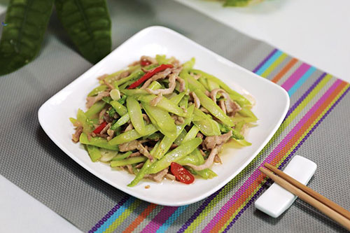 芦笋炒肉丝怎么做 芦笋炒肉丝的做法大全