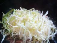 香菇白菜炒肉的做法步骤9