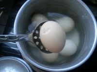 自制茶叶蛋的做法步骤4