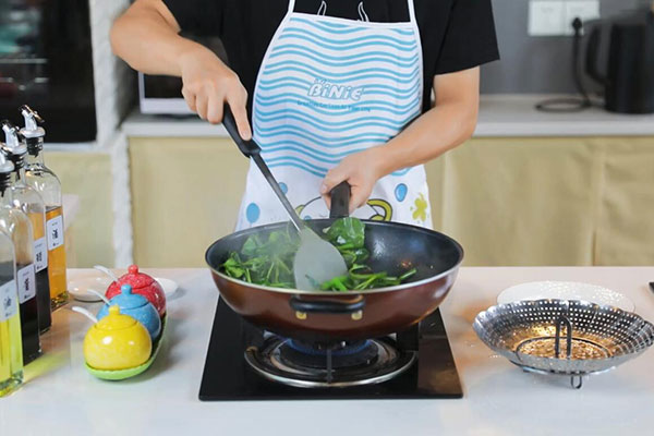 清炒空心菜做法 空心菜怎么清炒