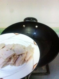 双味肉饼小炒的做法步骤3