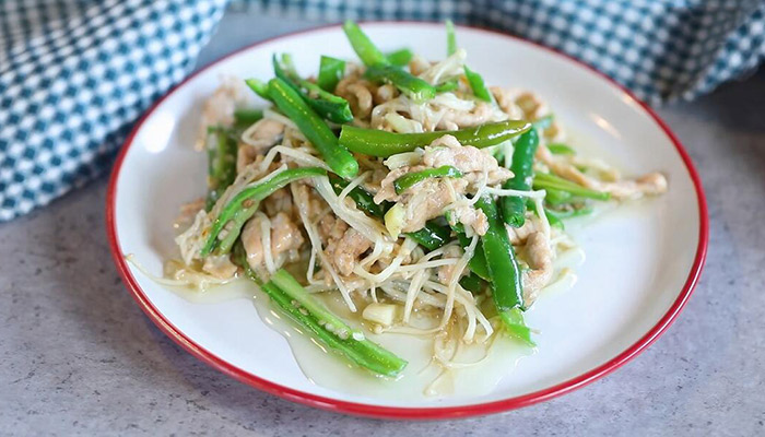 里脊肉怎么好吃 金针菇炒里脊肉的做法