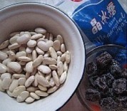 话梅芸豆的做法步骤1