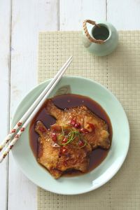 红烧鲳鱼的做法步骤4