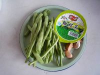 橄榄菜煸四季豆的做法步骤1