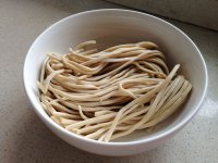 简易福建虾汤面的做法步骤4