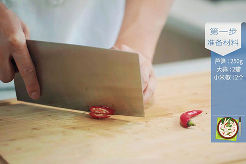 芦笋炒肉丝怎么做 芦笋炒肉丝的做法大全