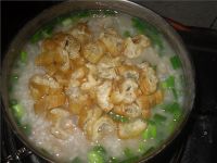 瘦肉油条粥的做法步骤6