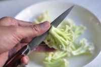 干锅孜然羊肉花菜的做法步骤3