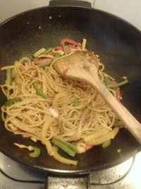 咖喱鸡丝炒意粉的做法步骤10