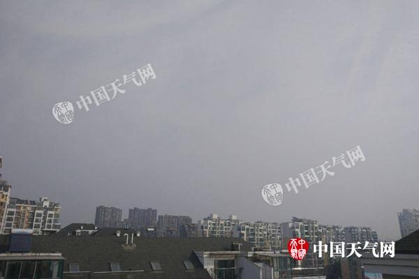 江苏启动本月第五次重污染天气蓝色预警 元旦前空气转好