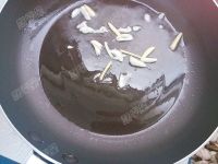 酱爆蛤蜊的做法步骤9