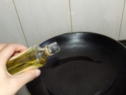金虫草鲈鱼汤的做法步骤3