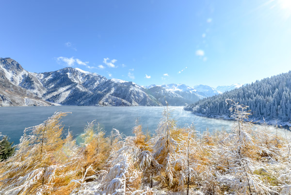 天山天池值得去吗 天山天池几月去最好