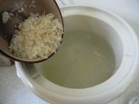 核桃黑芝麻双米粥的做法步骤3