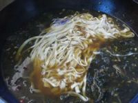 黑菜糊涂面的做法步骤10