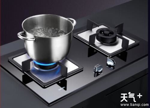 燃气灶火变小了怎么办？是什么原因造成的？