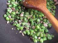 榄菜肉末四季豆的做法步骤10