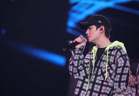 2020东方卫视跨年节目单出来了 李现跨年首秀肖战再唱金曲
