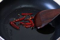 川味宫保鸡丁的做法步骤7