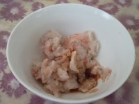 虾仁五香豆皮卷的做法步骤2