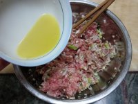 鲜肉蒸蛋卷的做法步骤3