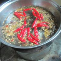 拌卤鸭脖子的做法步骤2