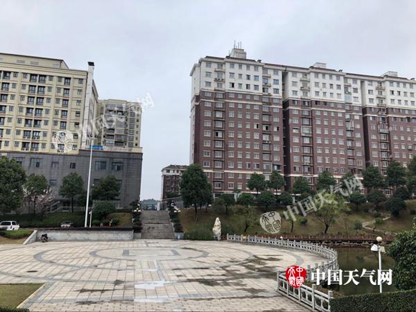 湖南周四前多阴雨 周后期气温回升需防大雾扰交通