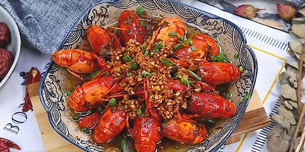 小龙虾什么季节吃最好 吃小龙虾的最佳时间