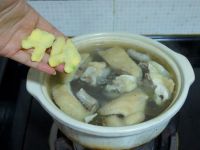 虫草花参鸡汤的做法步骤7