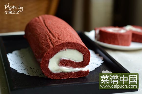 红丝绒奶油蛋糕卷