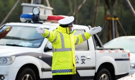 四川发布清明假期“两公布一提示” 这些高速临时交通管控