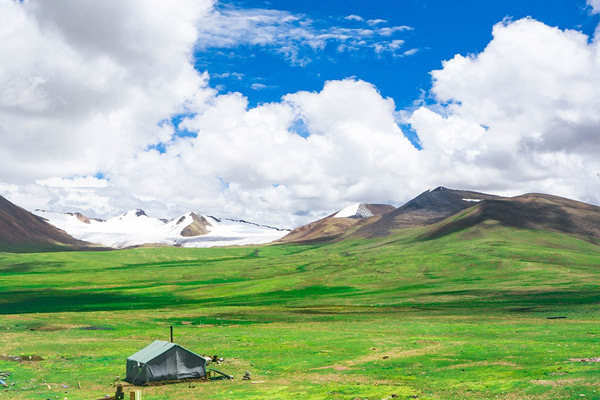 唐古拉山在哪里 唐古拉山在哪