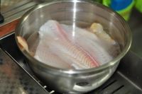 酸汤龙利鱼片的做法步骤1