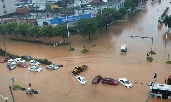 今日芒种广东各地暴雨频繁 省会广州暴雨围城气温32℃