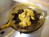 云耳炒油面筋的做法步骤8