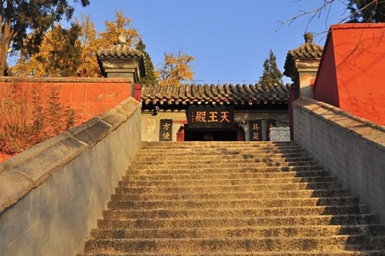 北京著名寺庙有哪些 北京十大寺庙盘点