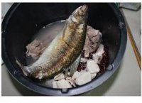 赤小豆鲮鱼煲粉葛汤的做法步骤7