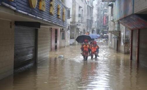 湖北今天多地仍有强降雨 黄梅24小时降水量突破7月历史极值