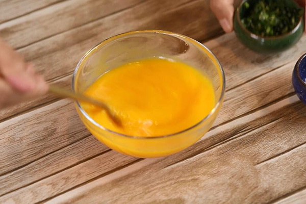 台式鸡蛋饼的做法 正宗台式鸡蛋饼怎么做