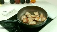 青椒回锅肉的做法步骤3