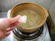 补肾健脾枸杞栗子银耳羹的做法步骤6